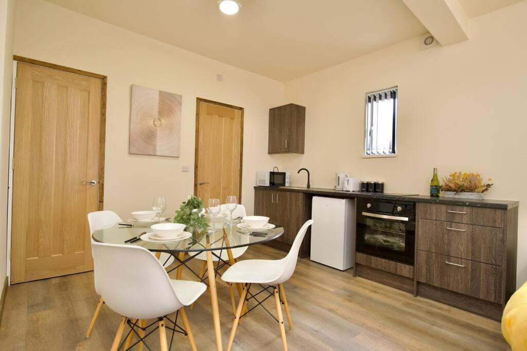 Matlock Studio 2 - Coventry Exteriör bild