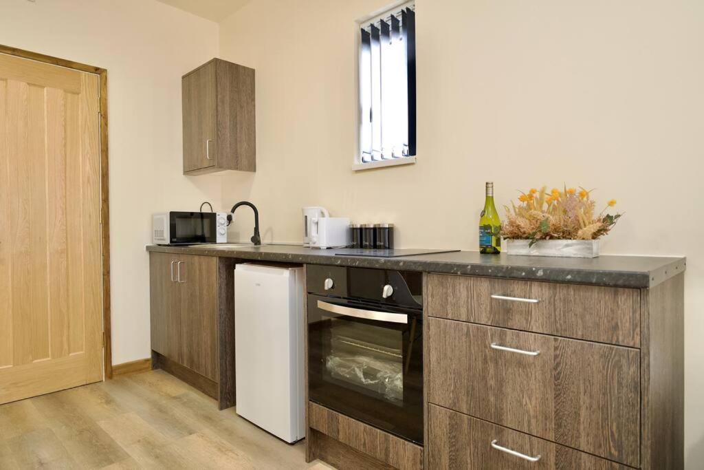 Matlock Studio 2 - Coventry Exteriör bild